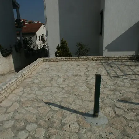 With A Parking Space Pjescana Uvala, - 2238 شقة بولا